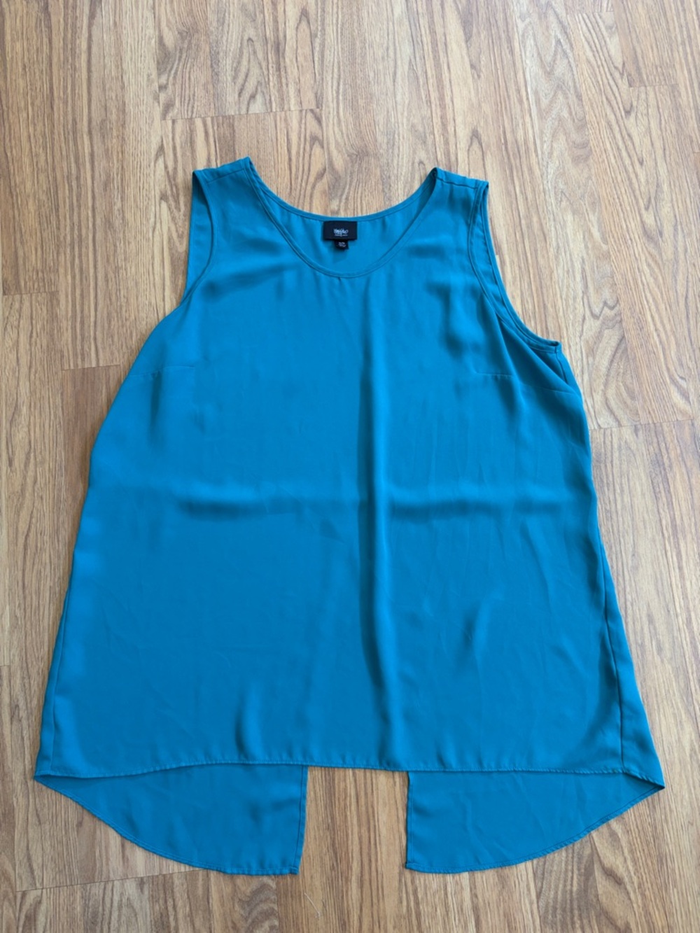 Top Shirt Sleeveless Hi-Low Shell Top Size XL X-large